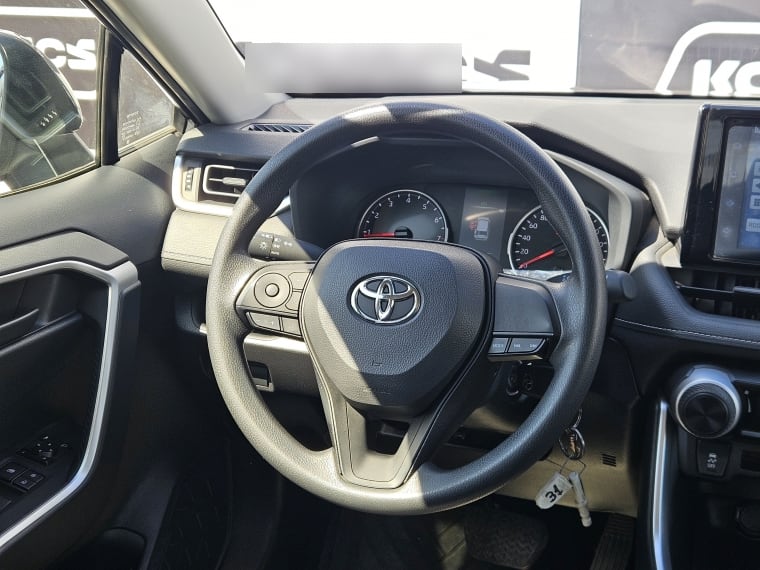 Toyota Rav4 2.0 Le At año 2024