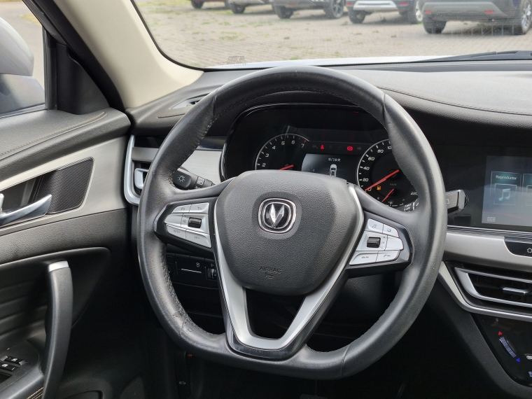 Changan Cs35 Plus Luxury Mt 1.6 año 2022