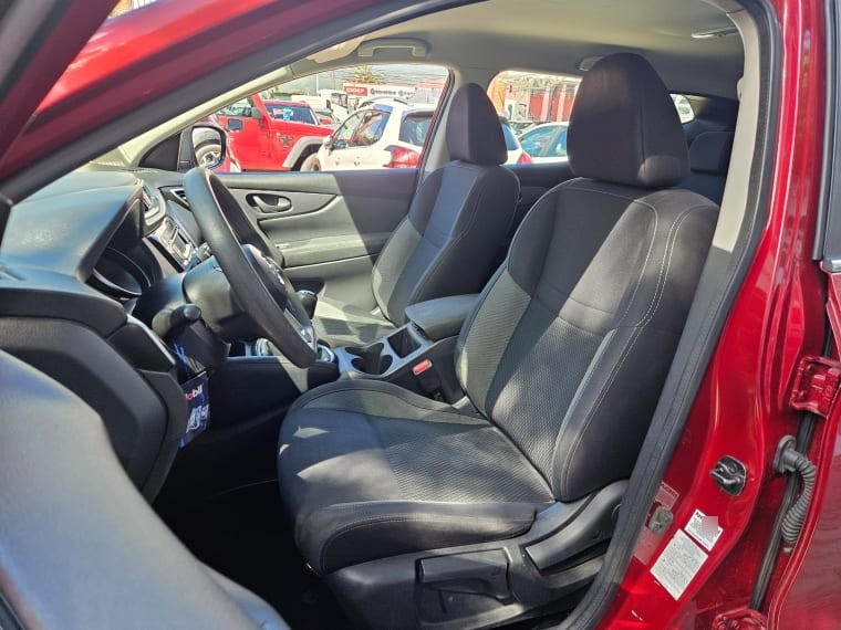 Nissan Qashqai Sense 2.0 Mt año 2020