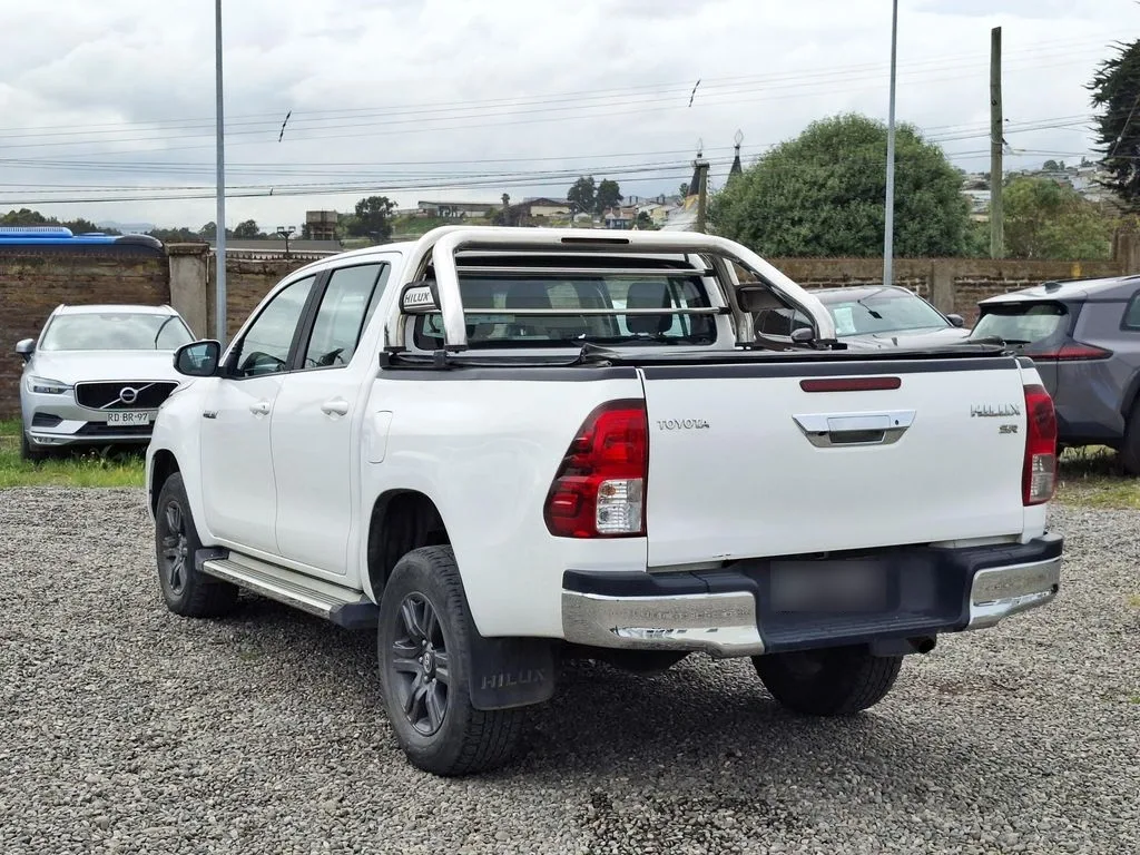 Toyota Hilux Doble Cabina 2.4 4x2 año 2021