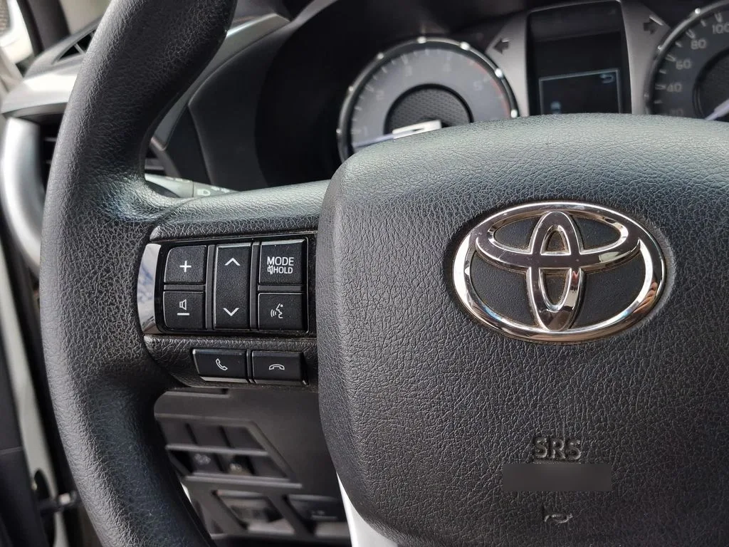 Toyota Hilux Doble Cabina 2.4 4x2 año 2021