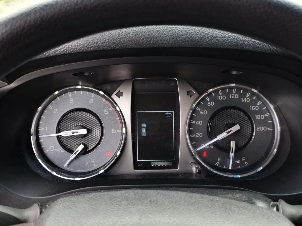 Toyota Hilux Doble Cabina 2.4 4x2 año 2021