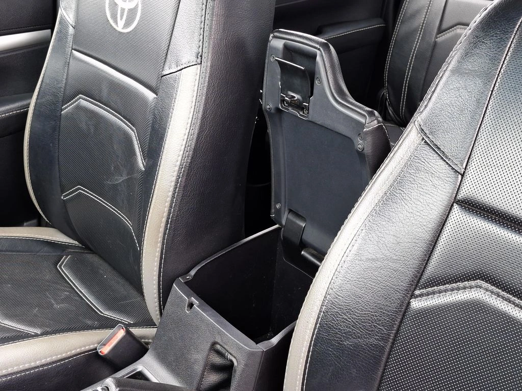 Toyota Hilux Doble Cabina 2.4 4x2 año 2021