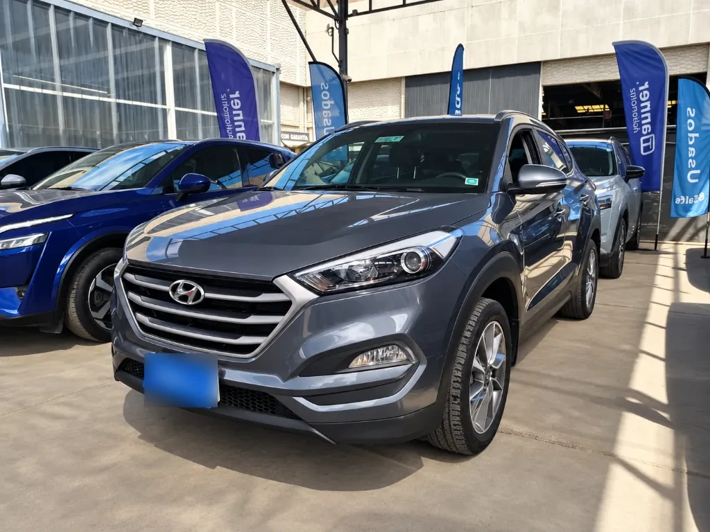 Hyundai Tucson 2.0 Gl Advance 4x2 Nav Mt 5p año 2018