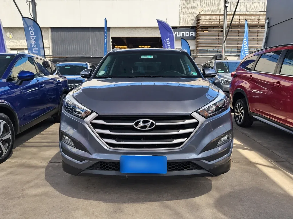 Hyundai Tucson 2.0 Gl Advance 4x2 Nav Mt 5p año 2018