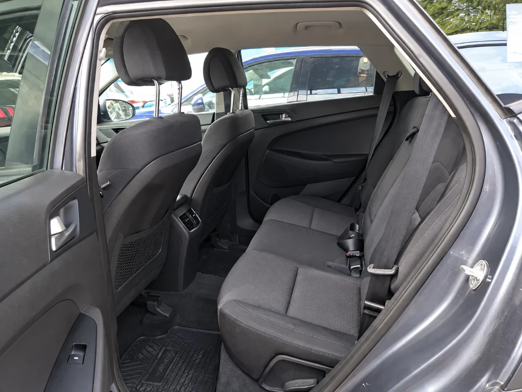 Hyundai Tucson 2.0 Gl Advance 4x2 Nav Mt 5p año 2018