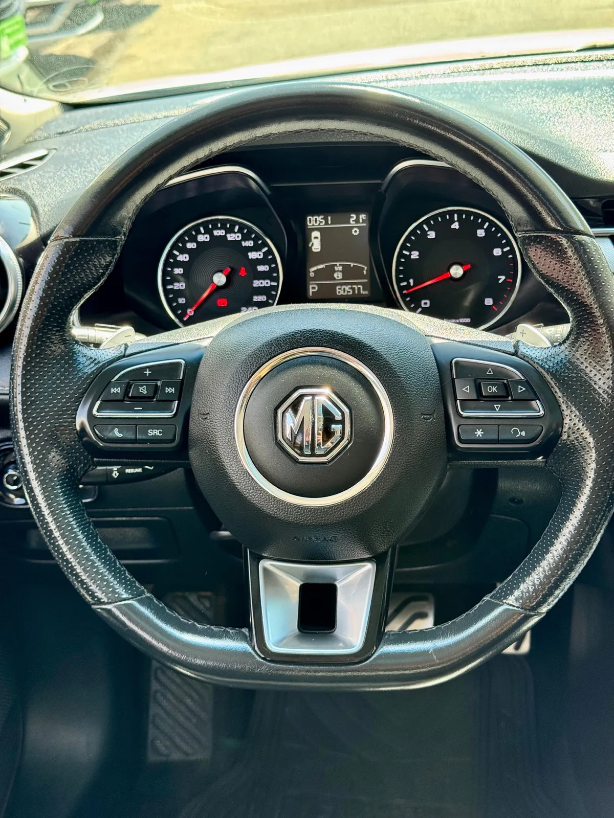 MG Mg6 1.5 Dlx At año 2023