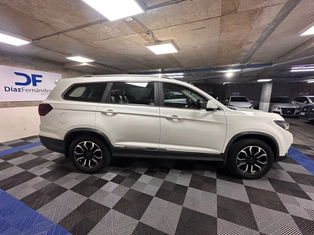 Dongfeng T5 Lux 1.8 año 2025