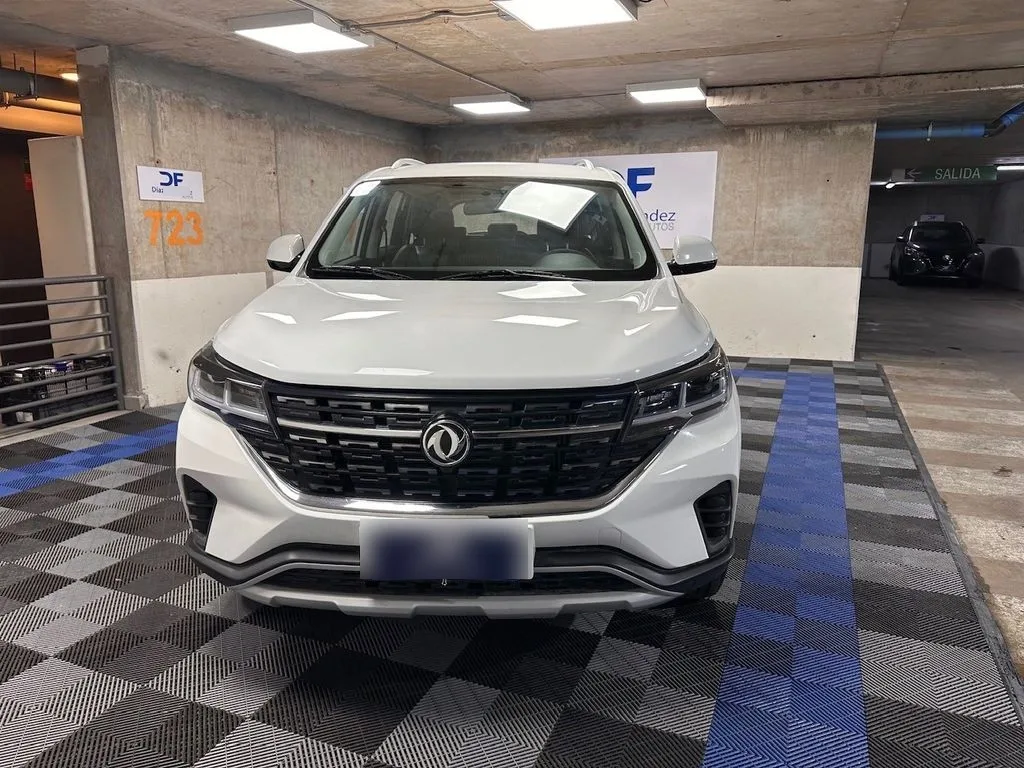 Dongfeng T5 Lux 1.8 año 2025