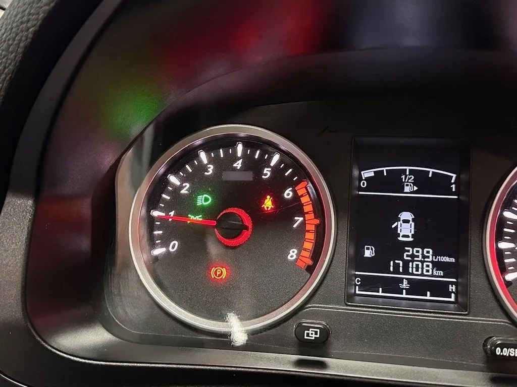Dongfeng T5 Lux 1.8 año 2025