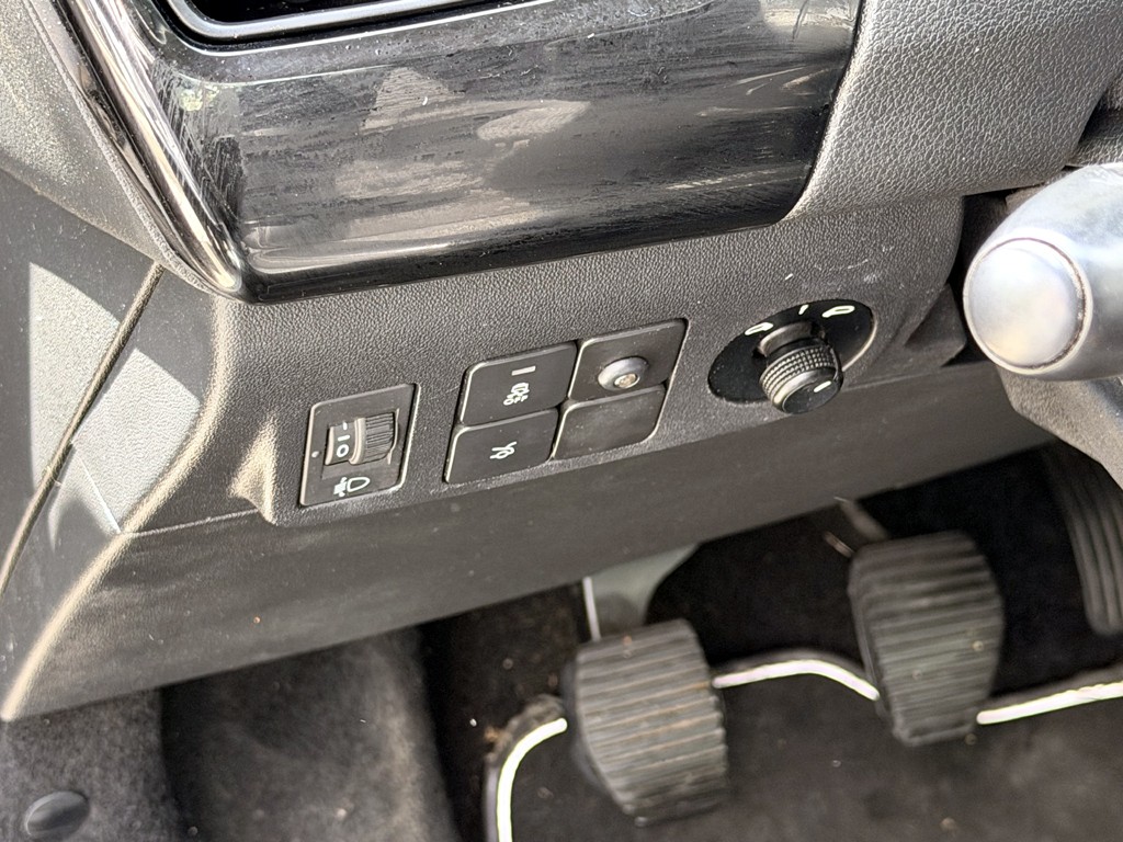 Peugeot 301 1.6 Allure Hdi año 2023