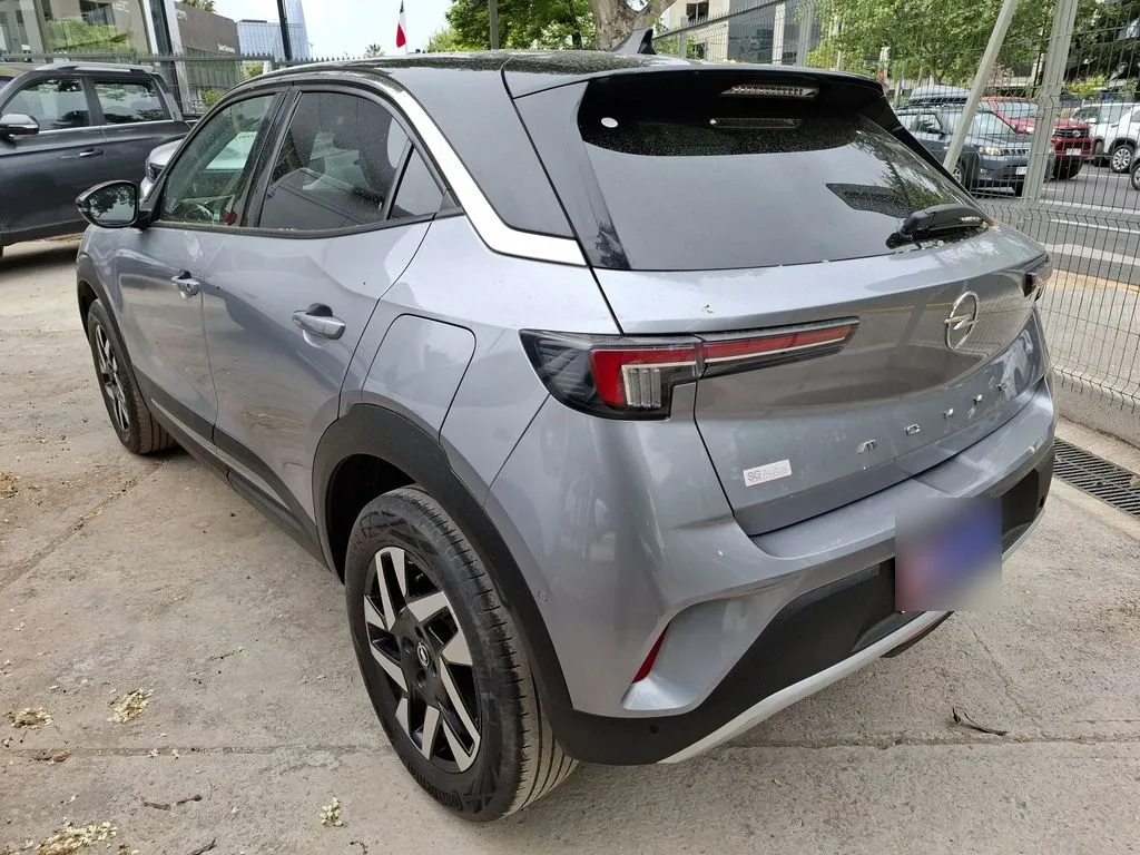 Opel Mokka 1.2t Elegance Mt año 2023