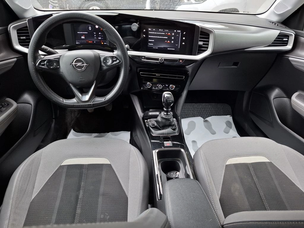 Opel Mokka 1.2t Elegance Mt año 2023