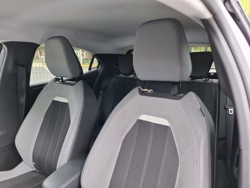 Opel Mokka 1.2t Elegance Mt año 2023
