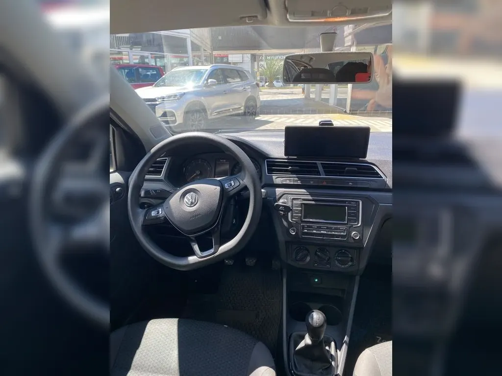 Volkswagen Voyage 1.6 Trendline 4x2 Ac 2ab Mt 4p año 2022