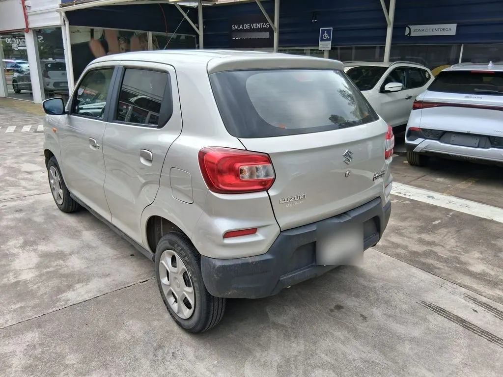 Suzuki S-Presso 1.0 Glx 4x2 Mt 5p año 2021