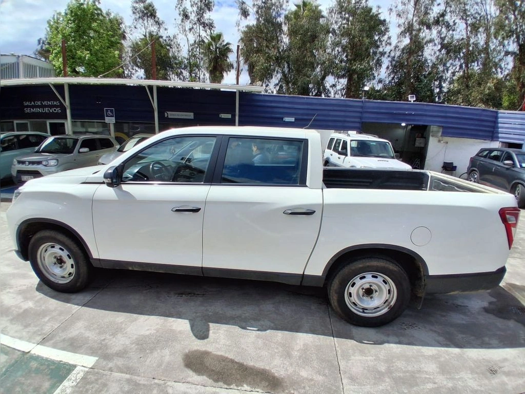 Ssangyong Grand Musso 2.2 Grand Lx Td Diesel 2wd Mt6 4p año 2022