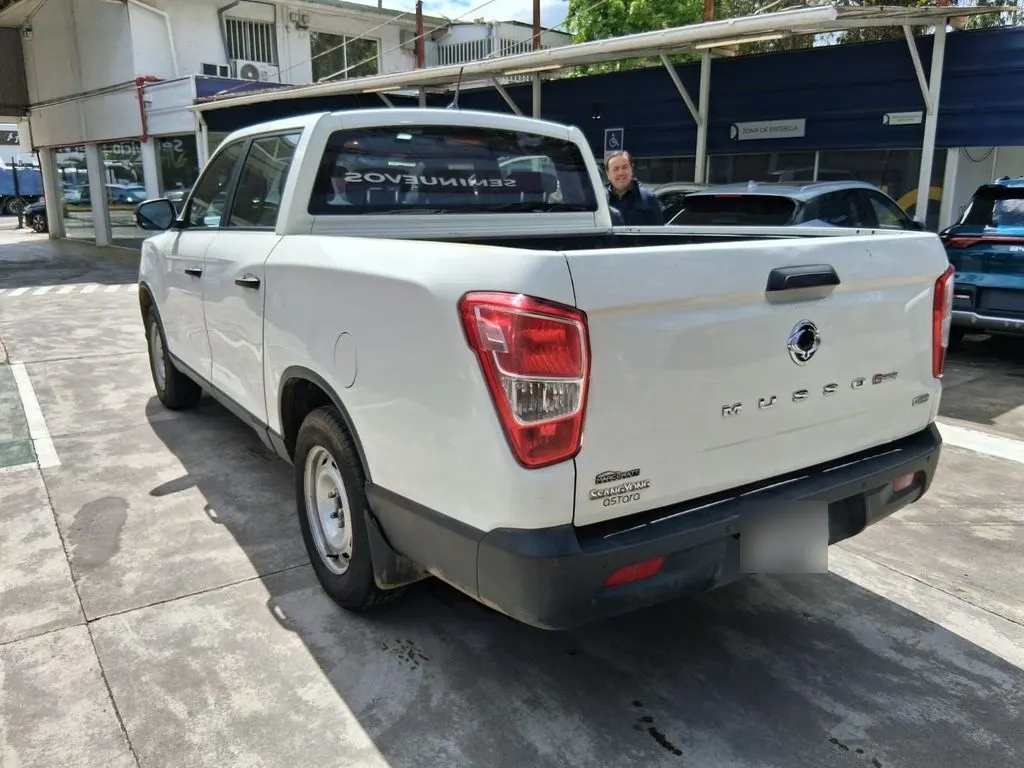 Ssangyong Grand Musso 2.2 Grand Lx Td Diesel 2wd Mt6 4p año 2022