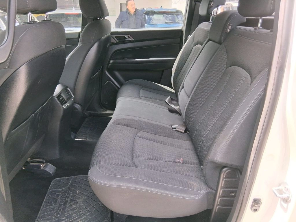 Ssangyong Grand Musso 2.2 Grand Lx Td Diesel 2wd Mt6 4p año 2022