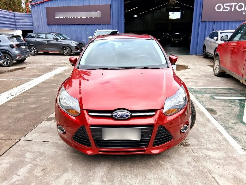 Ford Focus New Titanium 2.0 Aut año 2015