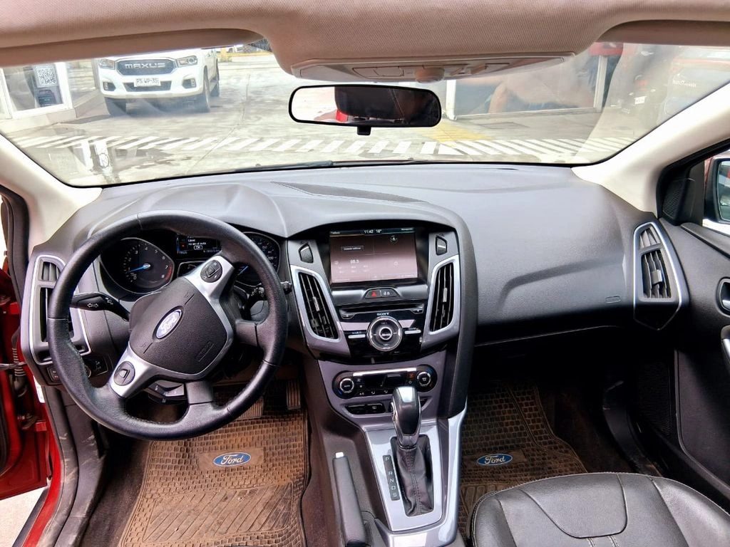 Ford Focus New Titanium 2.0 Aut año 2015