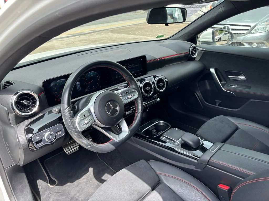 Mercedes-Benz A 200 1.5 Turbo año 2022