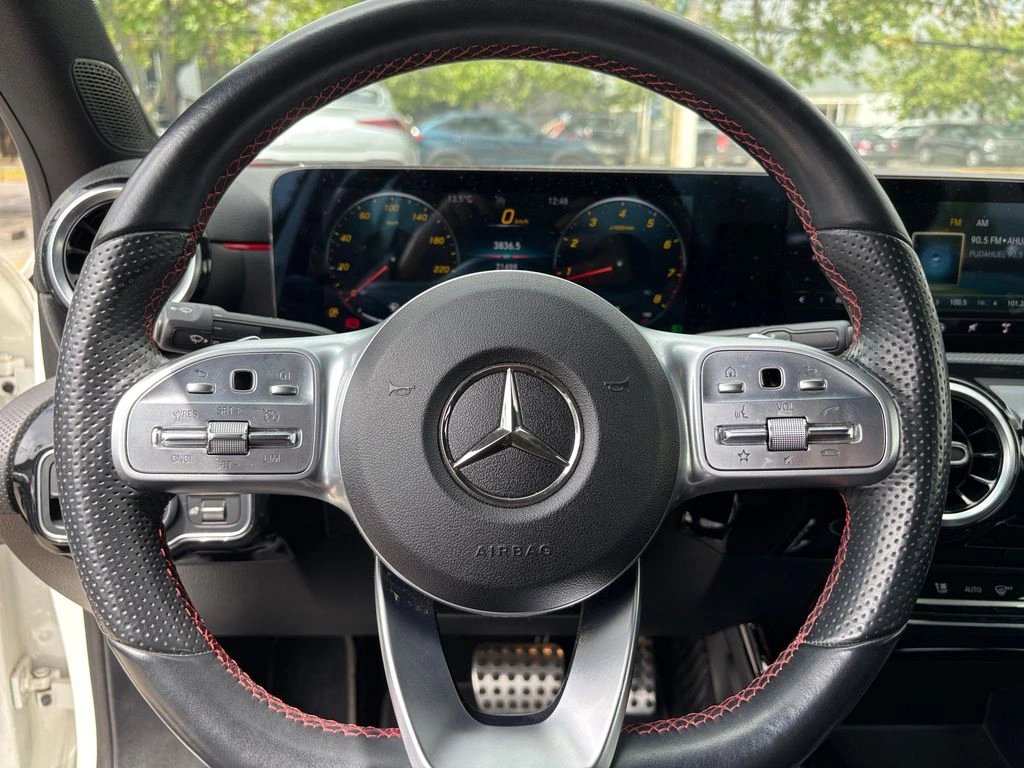 Mercedes-Benz A 200 1.5 Turbo año 2022
