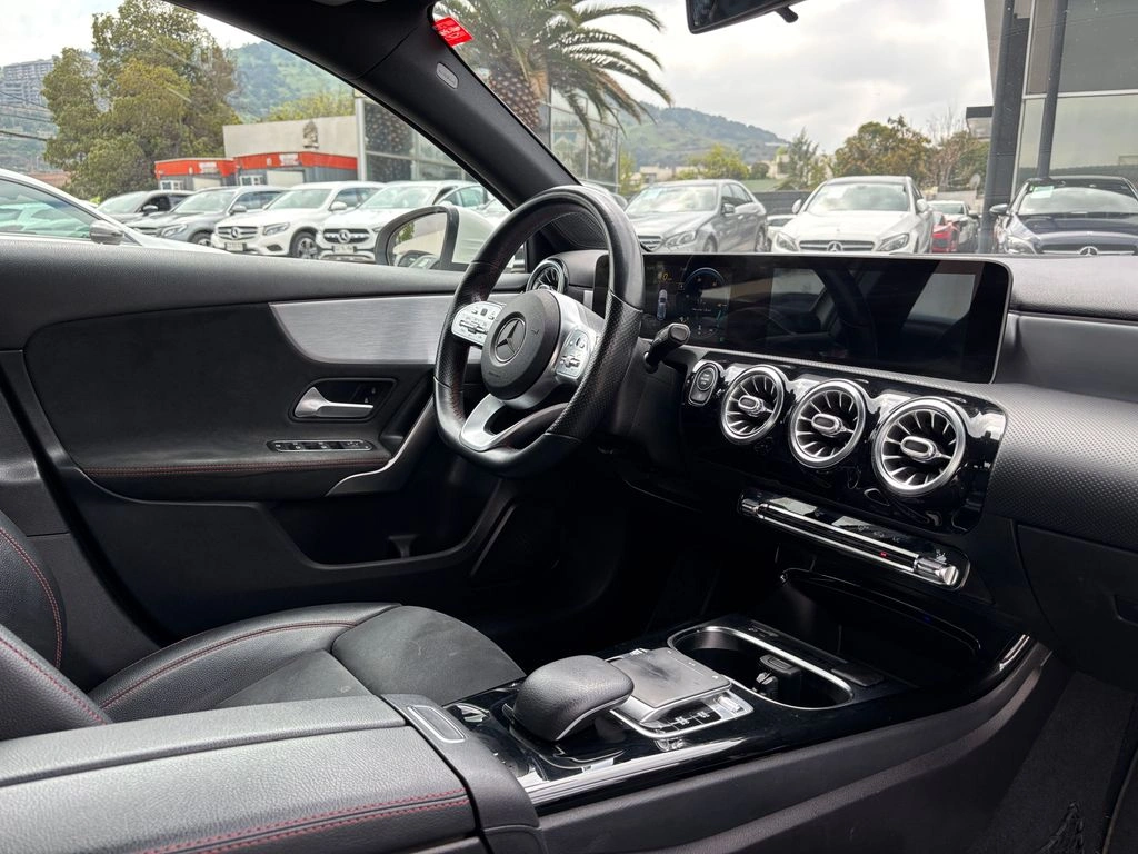 Mercedes-Benz A 250 2.0 Turbo año 2021