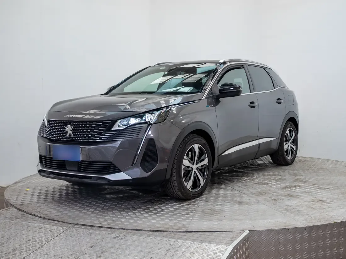 Peugeot 3008 3008 Hybrid 300 4x4 1.6 Aut año 2023