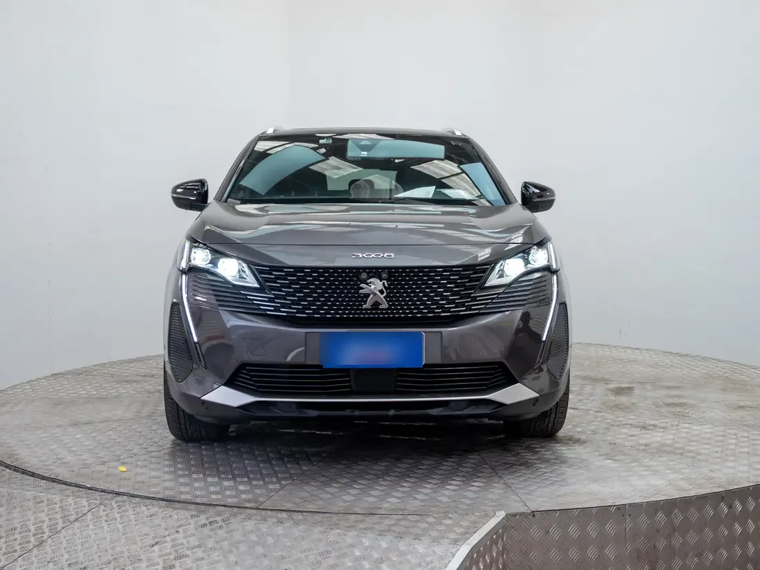 Peugeot 3008 3008 Hybrid 300 4x4 1.6 Aut año 2023