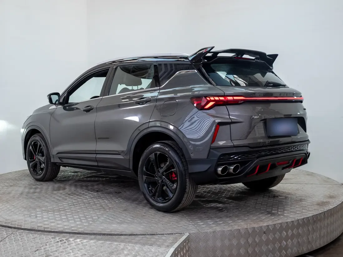 Geely Coolray 1.5 Sport 7dct At año 2025