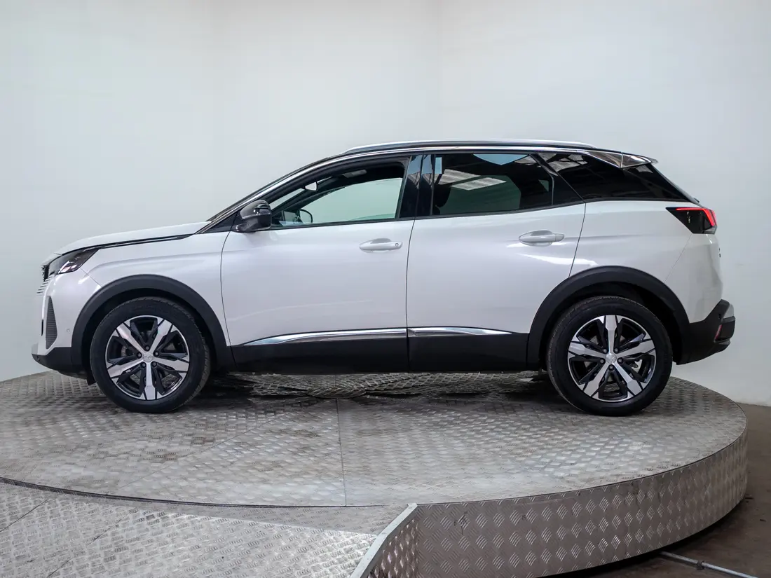 Peugeot 3008 1.5 Allure Pack Bluehdi 130 At Diesel año 2023