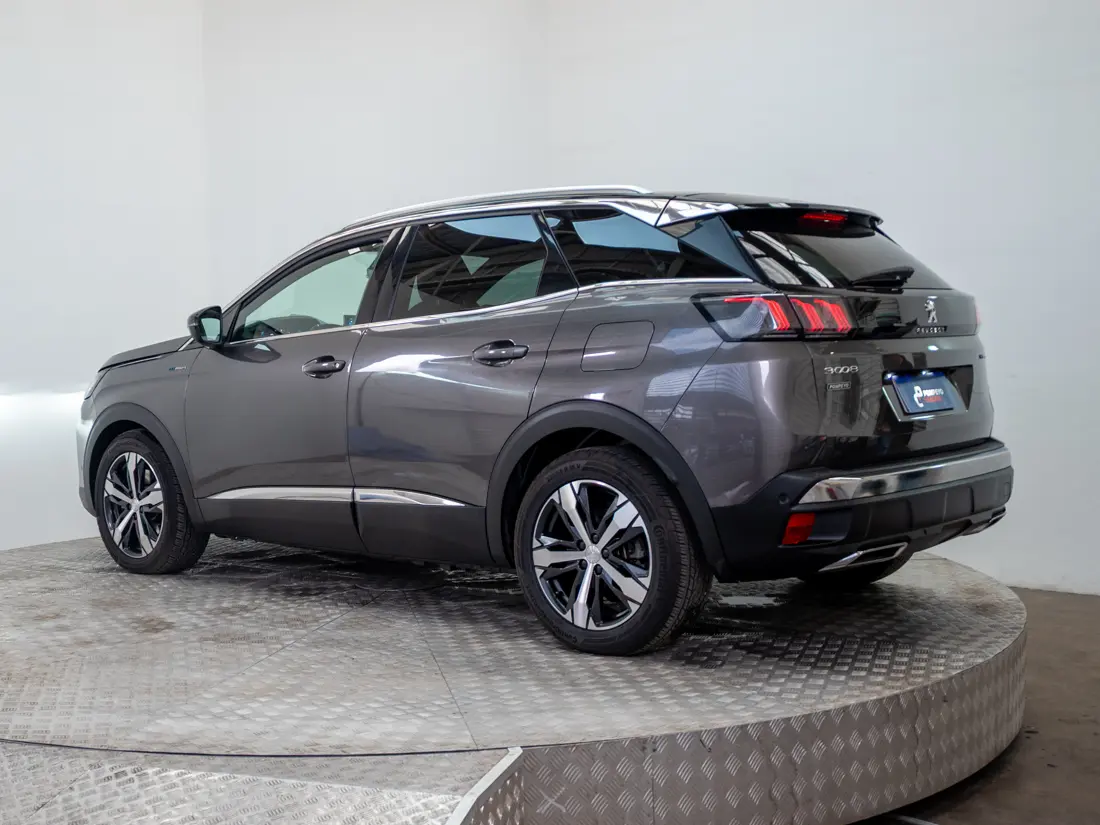 Peugeot 3008 3008 Hybrid 300 4x4 1.6 Aut año 2023