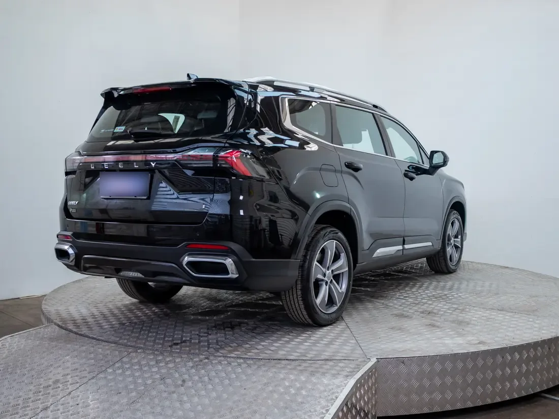 Geely Okavango Okavango Exclusive Gk 2.0 T 7dct año 2026