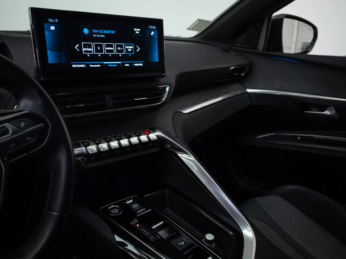 Peugeot 3008 1.5 Allure Pack Bluehdi 130 At Diesel año 2023