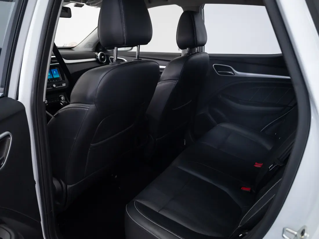 MG Zs 1.5 Com At año 2024