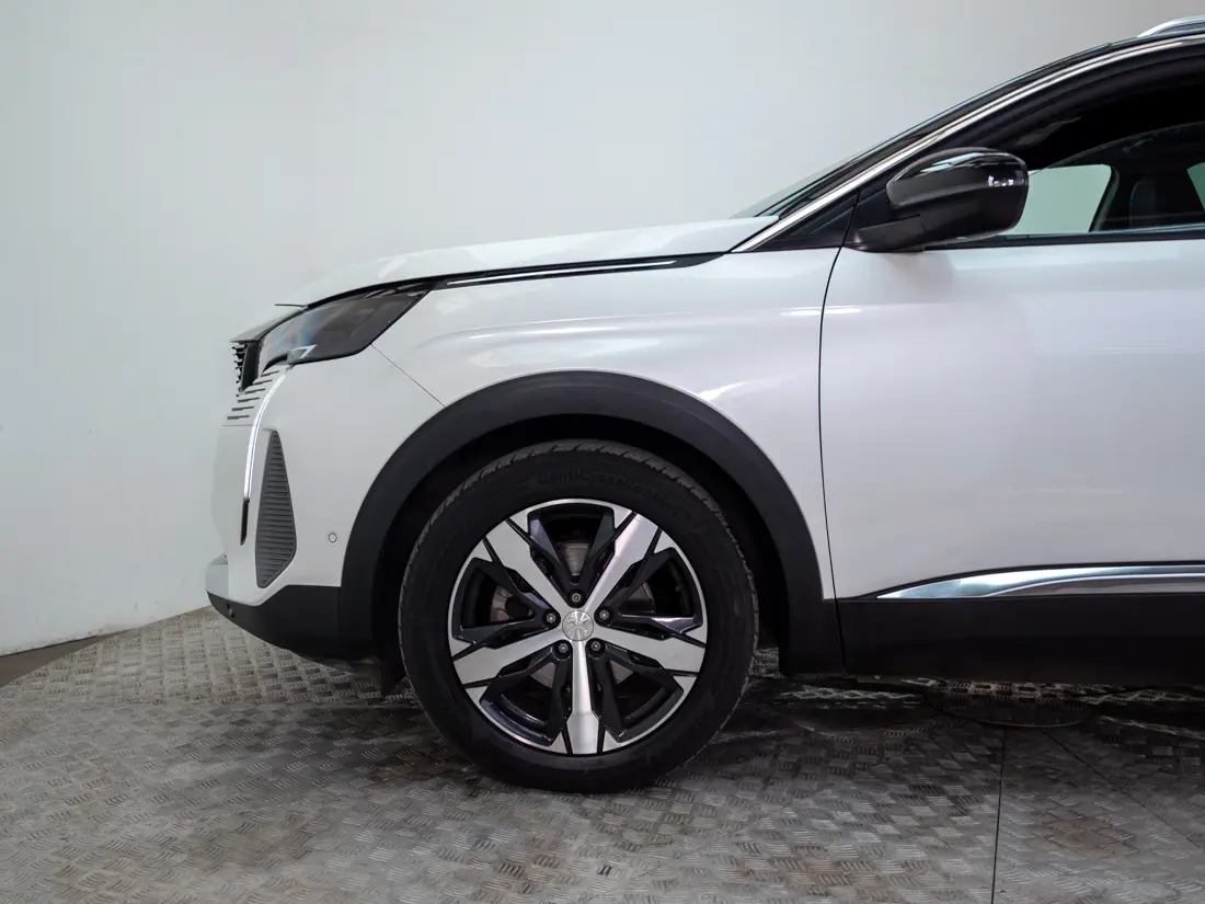 Peugeot 3008 1.5 Allure Pack Bluehdi 130 At Diesel año 2023