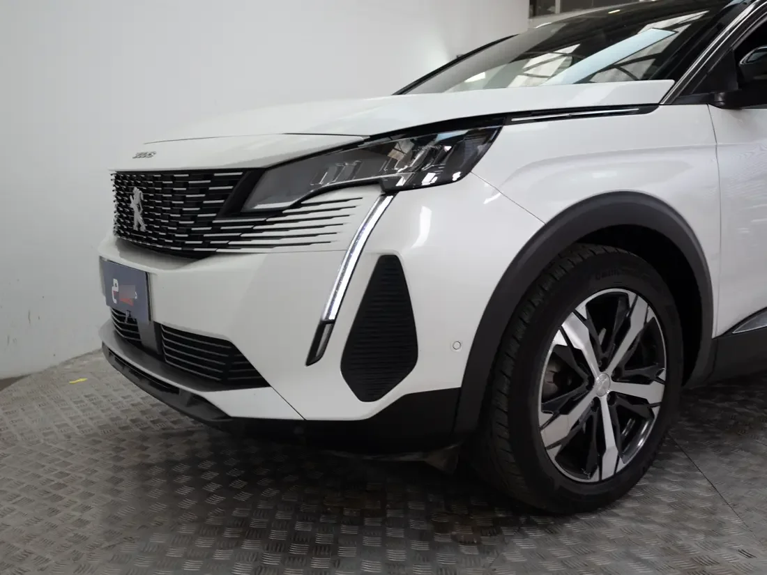 Peugeot 3008 1.5 Allure Pack Bluehdi 130 At Diesel año 2023