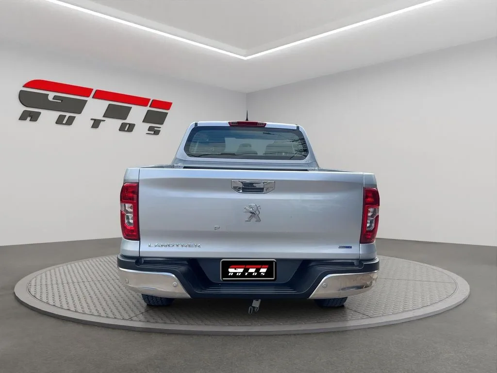 Peugeot Landtrek 2.2 Bluehdi Active 4x4 At año 2024