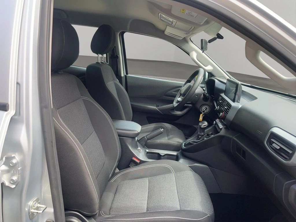 Peugeot Landtrek 2.2 Bluehdi Active 4x4 At año 2024