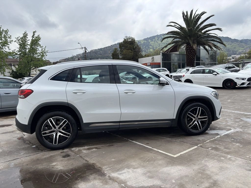 Mercedes-Benz Gla 200 Aut año 2023