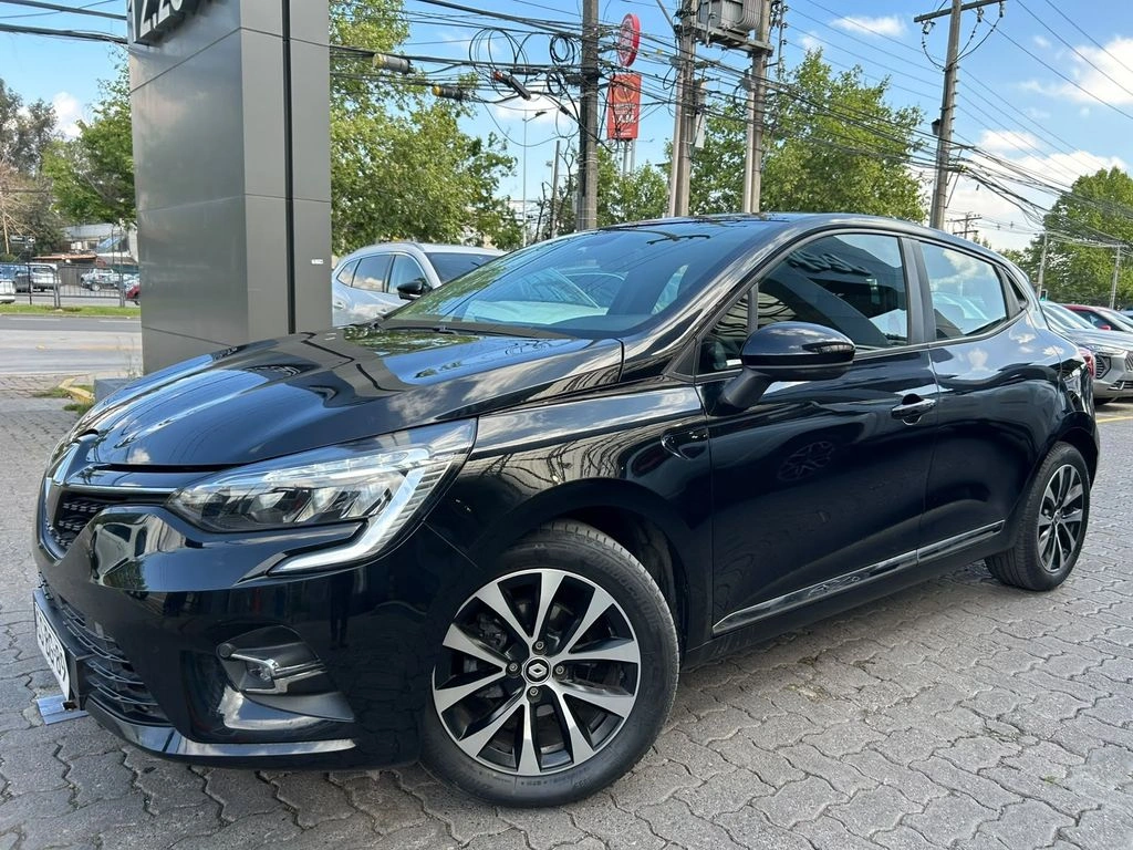Renault Clio 1.0t Zen 4x2 Mt 5p año 2023