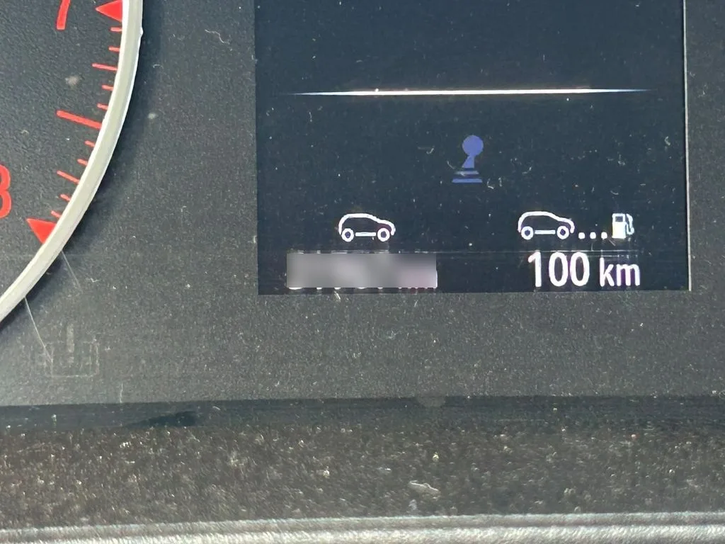 Renault Clio 1.0t Zen 4x2 Mt 5p año 2023