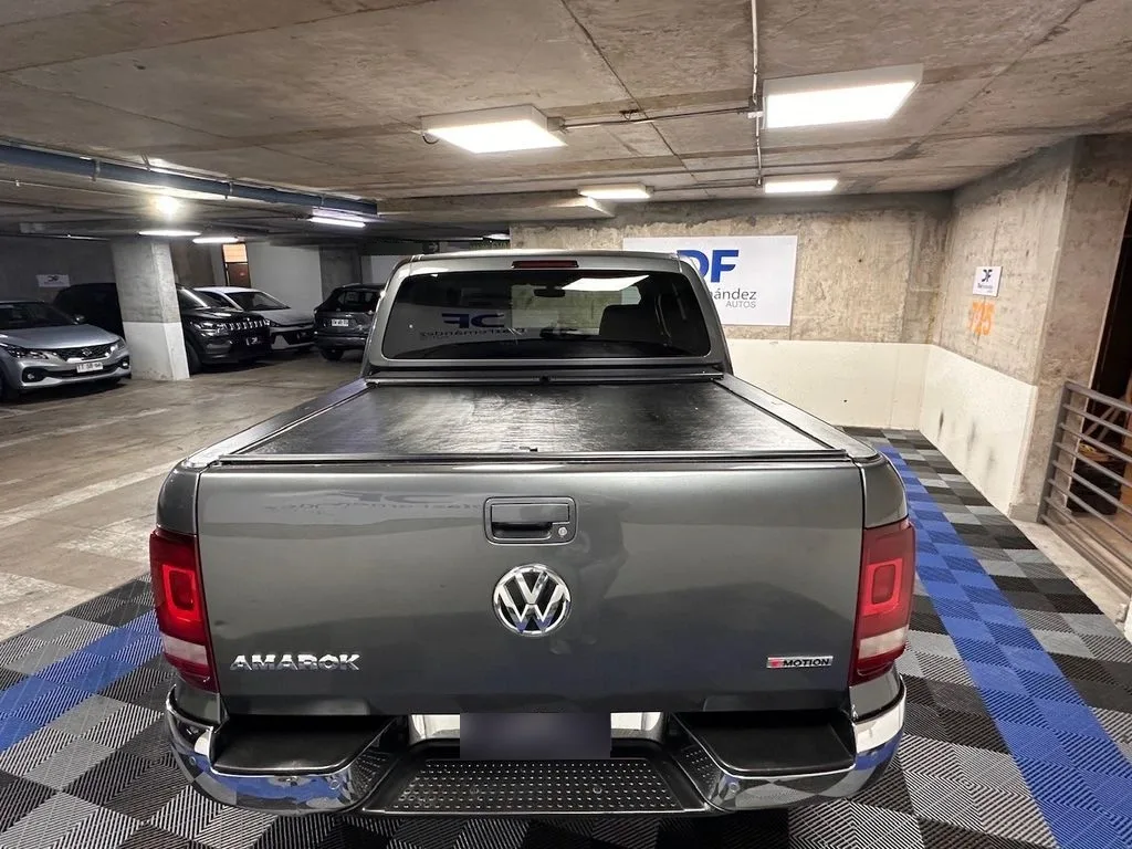 Volkswagen Amarok 2.0 Trendline 4motion Diesel Dob. Cab. 4wd At 4p año 2021
