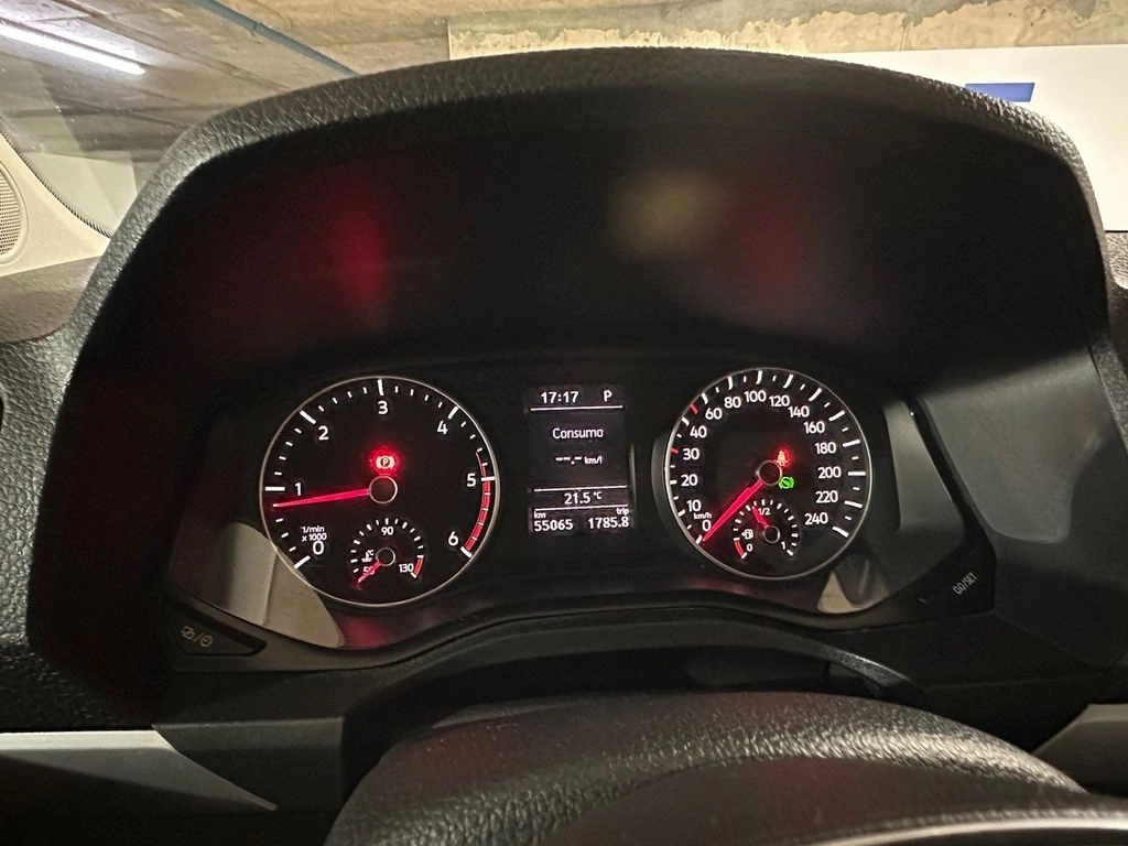 Volkswagen Amarok 2.0 Trendline 4motion Diesel Dob. Cab. 4wd At 4p año 2021