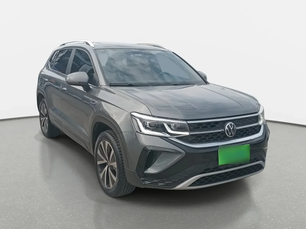 Volkswagen Taos 1.4 Tsi Highline 4x2 At 5p año 2022