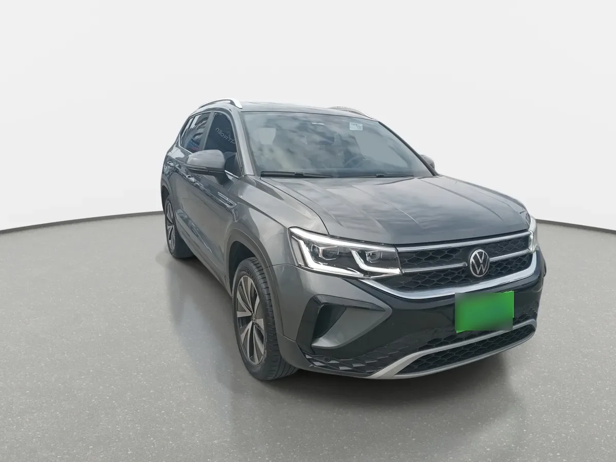 Volkswagen Taos 1.4 Tsi Highline 4x2 At 5p año 2022