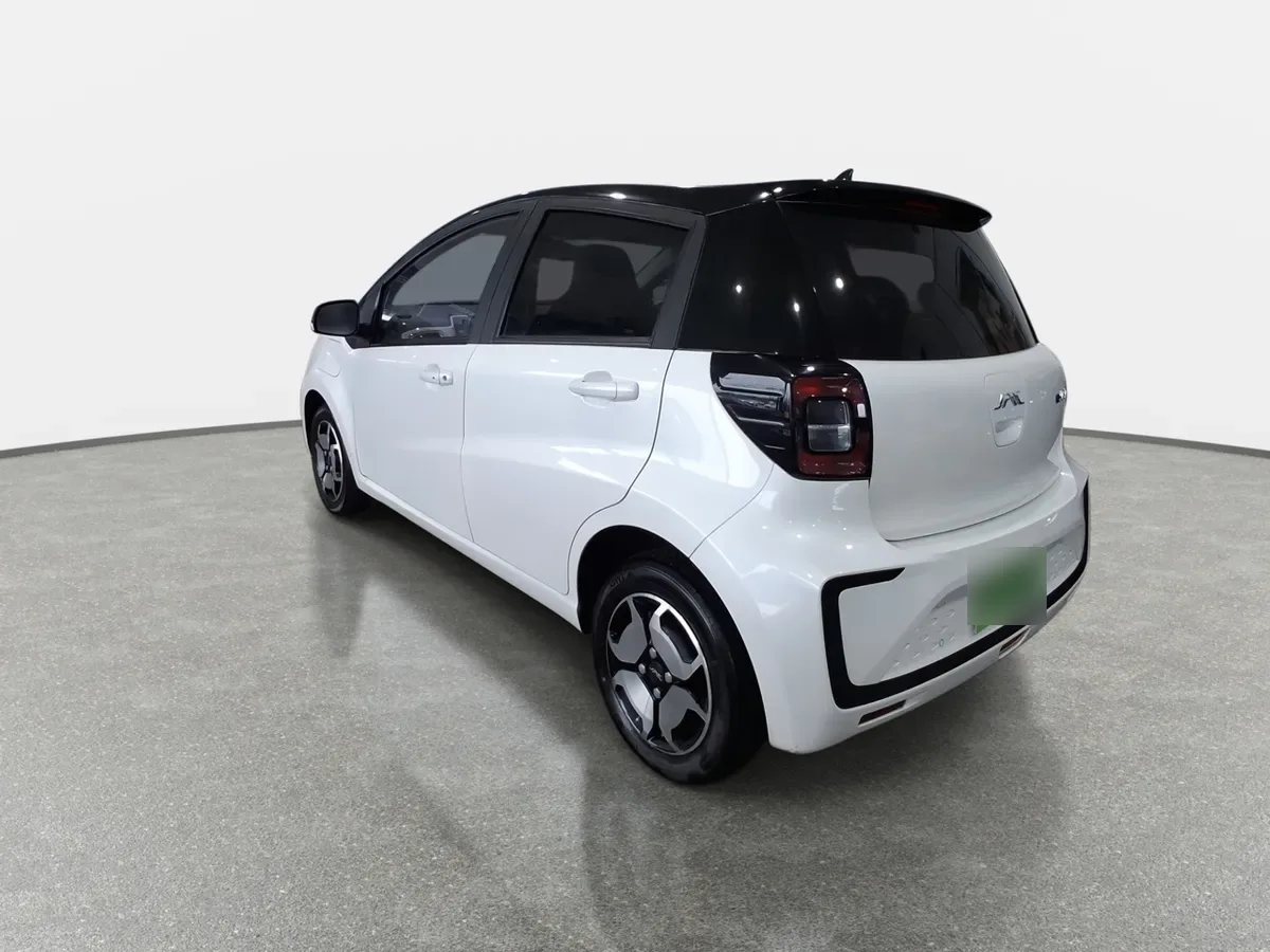 JAC E-Js1 Electrico Luxury 4x2 At 5p año 2025
