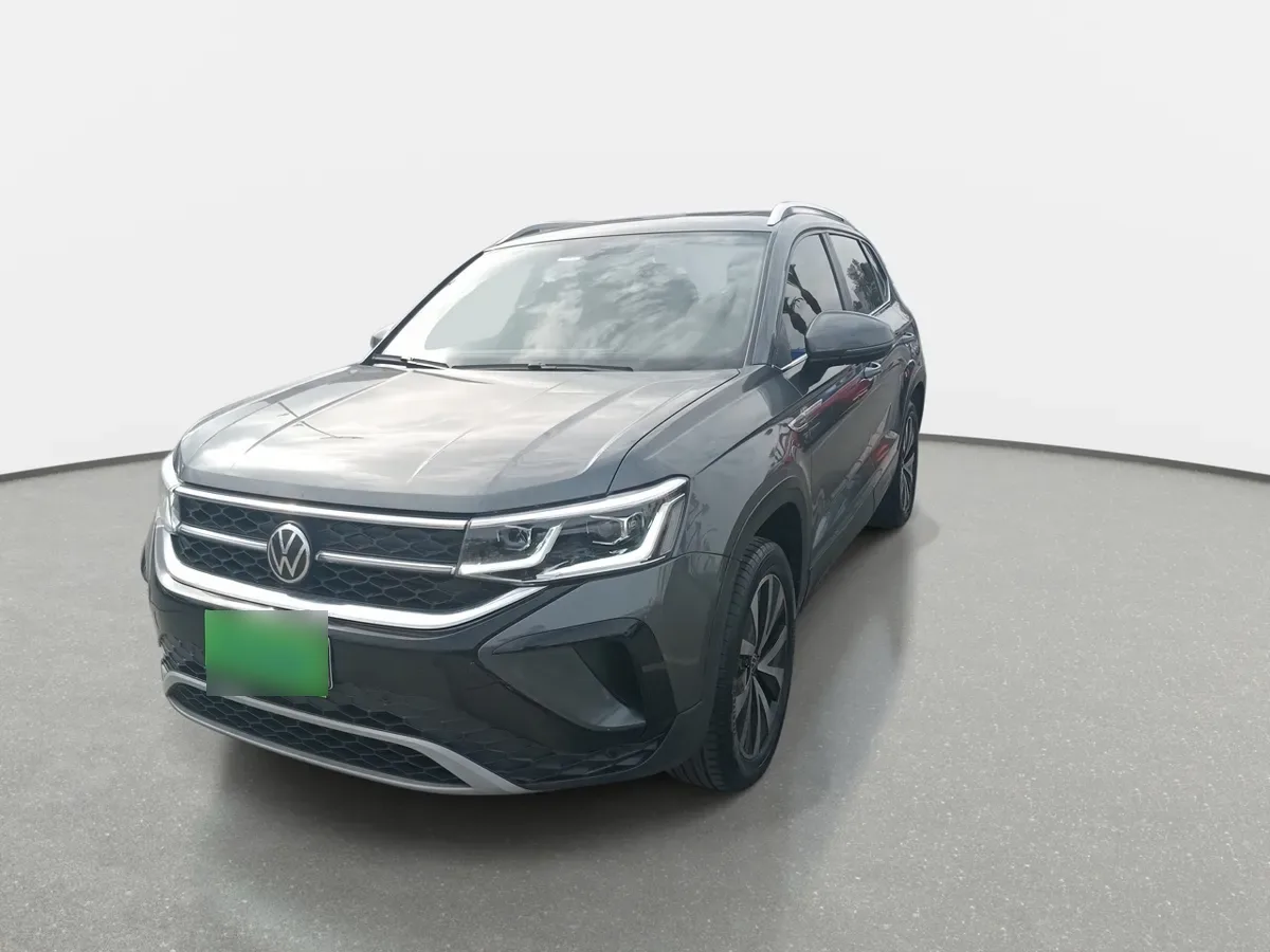Volkswagen Taos 1.4 Tsi Highline 4x2 At 5p año 2022