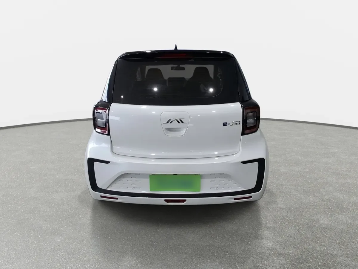 JAC E-Js1 Electrico Luxury 4x2 At 5p año 2025